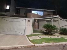 Lindo sobrado pertinho do shopping Campo Grande