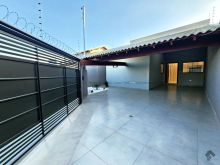 Linda casa térrea nova com 3 suítes no bairro Água Limpa Park