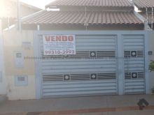 Oportunidade - casa com excelente espaço