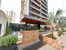 Três Meia Zero - com 2 suítes e rico em marcenaria