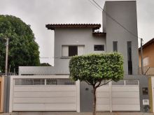 Sobrado no bairro Monte Castelo