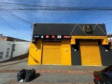 2 salas comerciais - condomínio com 3 casas