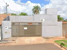 Casa no Coronel Antonino - 2 terrenos