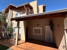 Sobrado maravilhoso com 4 quartos