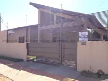 Ótima casa no Tarumã