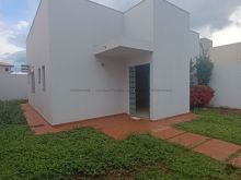 Excelente imóvel - amplo quintal 390m²