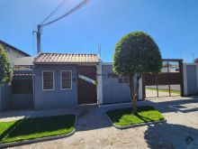 Sobrado em condomínio charmoso e pertinho do Centro