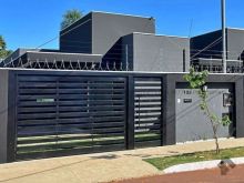 3 dormitórios - área gourmet e espaço aos fundos