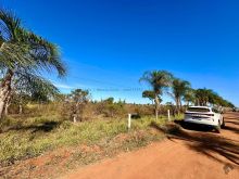 Chácara plana - perto do asfalto