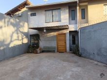 Lindo sobrado para fins residenciais ou comercial