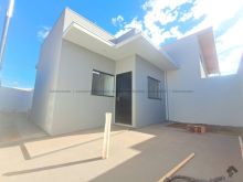 02 quartos com terreno grande