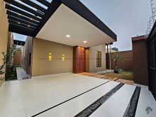 Imóvel com 3 suítes - escritório e piscina