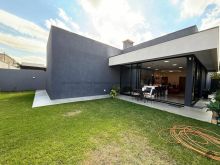 Casa térrea - condomínio fechado Bourbon Premium