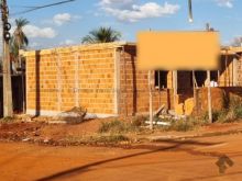 Casa com bônus moradia e top