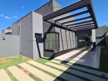 Projeto e valor diferenciado com amplo quintal