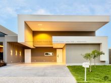 Casa térrea com 04 suítes