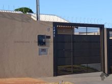 Com suíte e cozinha planejada