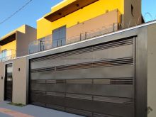 Lindo sobrado no Monte Castelo