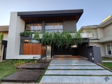 Sobrado no Alphaville III com 300 m² construídos