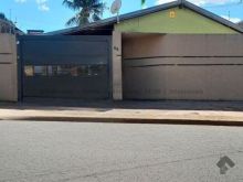Casa a 30 metros da avenida Gunter Hans