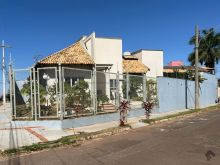 Casa térrea de localização nobre