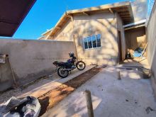 01 suíte - 01 quarto e quintal