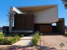 Casa térrea - Alphaville III - excelente acabamento