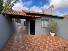 Ótima casa com excelente espaço externo