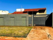 Casa no Conjunto Residencial Monte Carlo