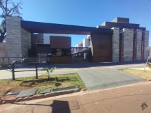 Belíssimo - três suítes - três vagas