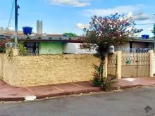 Oportunidade - casa de esquina localização nobre