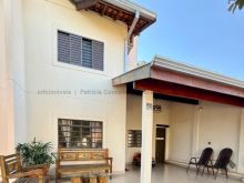 Sobrado em condomínio fechado