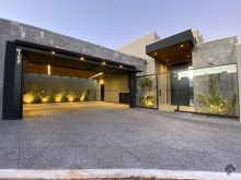 Sobrado com 3 suítes no Água Limpa Park