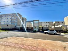 Novo - com elevador e sacada - livre de condomínio