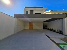 Alto padrão - living aberto - piscina - aquecedor solar