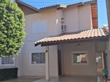 Sobrado com 3 quartos e planejados