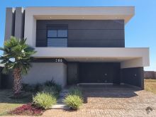 5 suítes - área gourmet integrada com cozinha e piscina