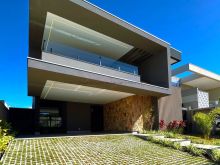 Alphaville I - sobrado novo com 4 suítes e elevado