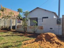 Casa 2 quartos - ótimo preço