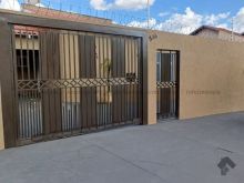 Casa rica em armários planejados próximo HU e UFMS