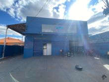 Salão comercial amplo próximo a Duque de Caxias