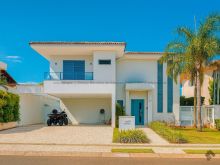 Sobrado no Damha II com 3 suítes e conforto total