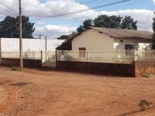 Casa com 2 dormitórios - Santa Mônica