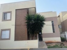 Apartamento térreo mobiliado próximo a Via Park