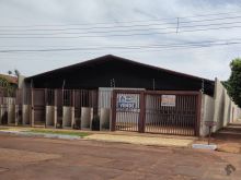 Bela casa - excelente para residência ou comércio