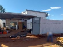 Casa grande com piscina e acabamento impecável