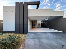 Maravilhosa casa térrea com 3 suítes e piscina