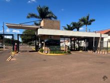 Pequena e confortável casa para família pequena