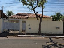 Próximo ao Colégio Militar