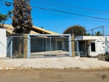 Casa no Chácara Cachoeira - moradia ou comercial